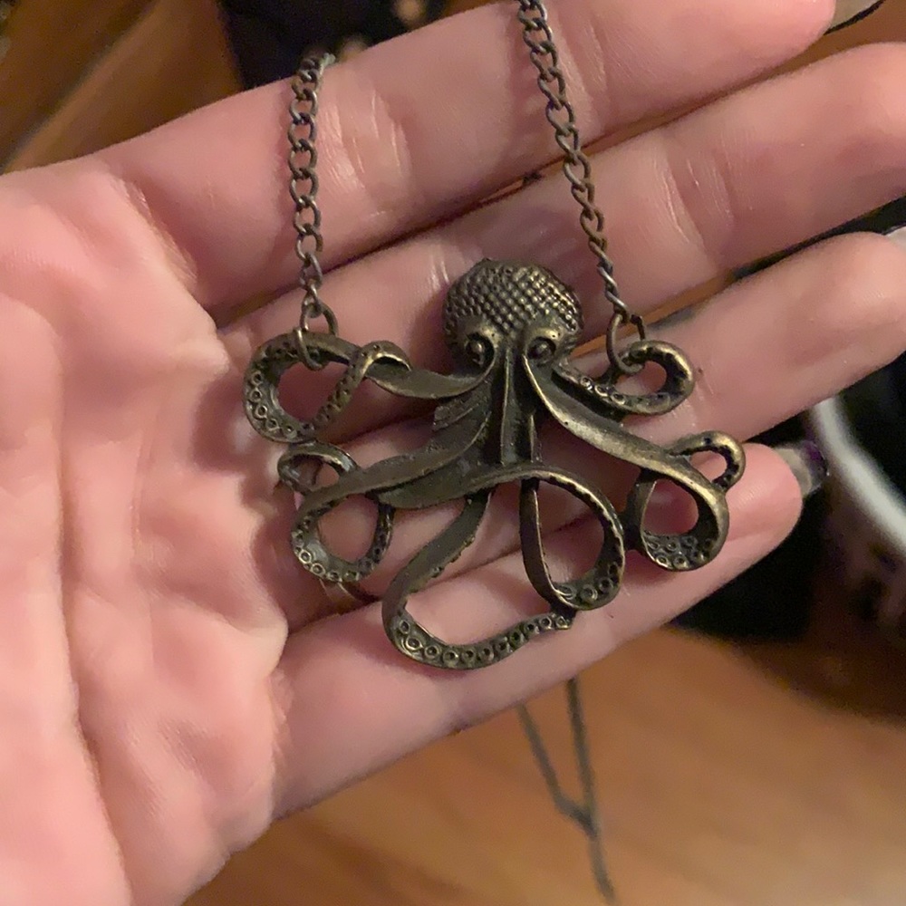 Octopus necklace